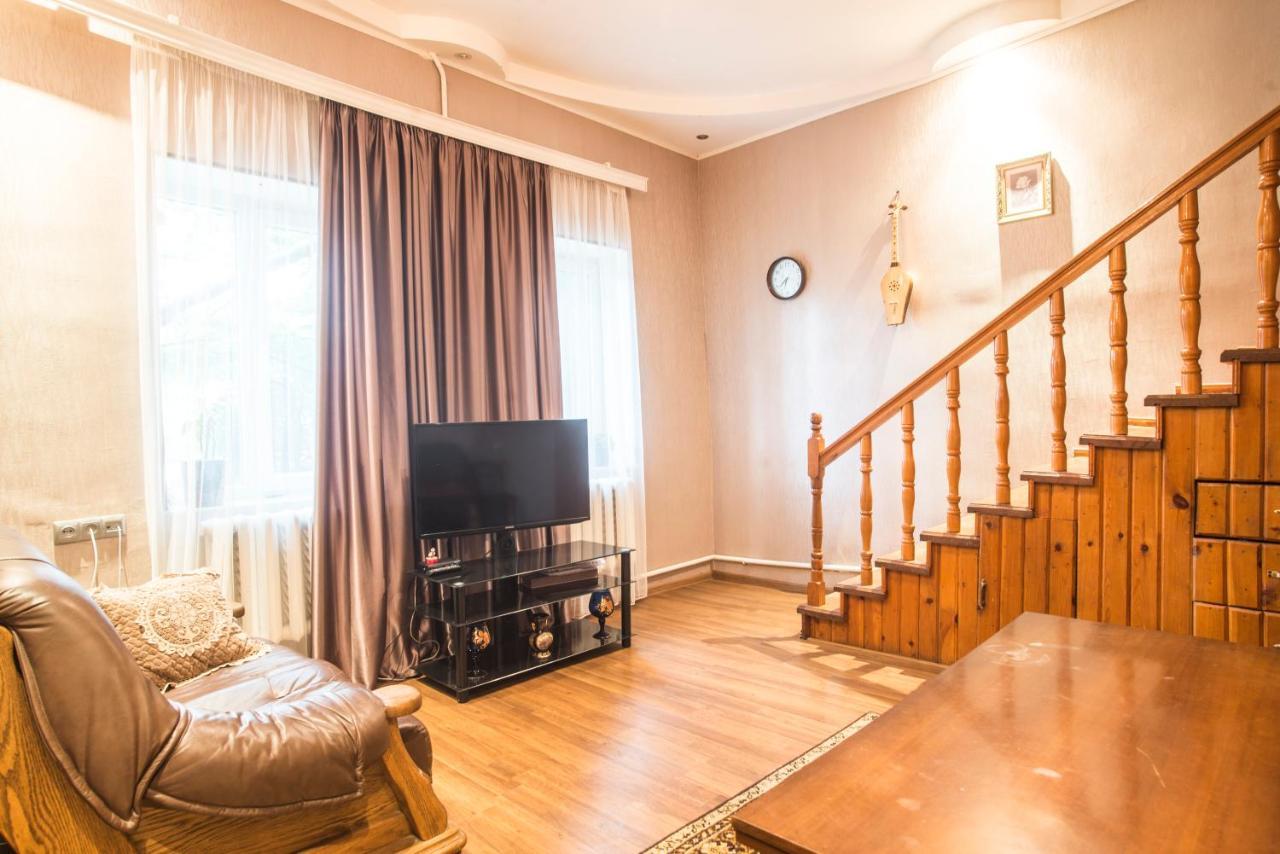 Hotel Zukas Hause Akhaltsikhe  Esterno foto